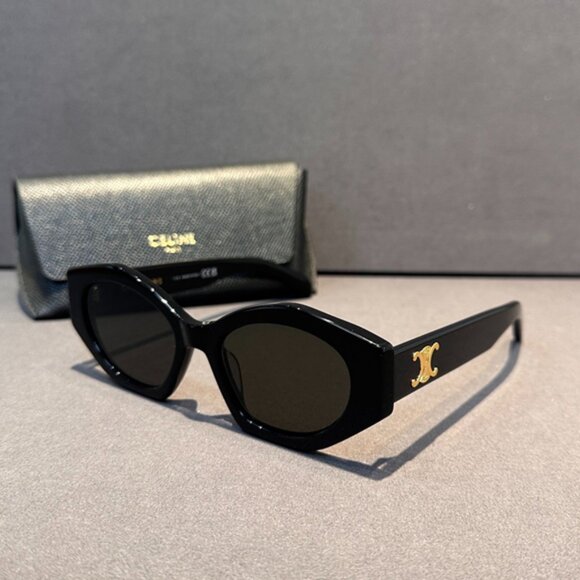Women's Celine Triomphe Black Sunglasses - Picture 1 of 6